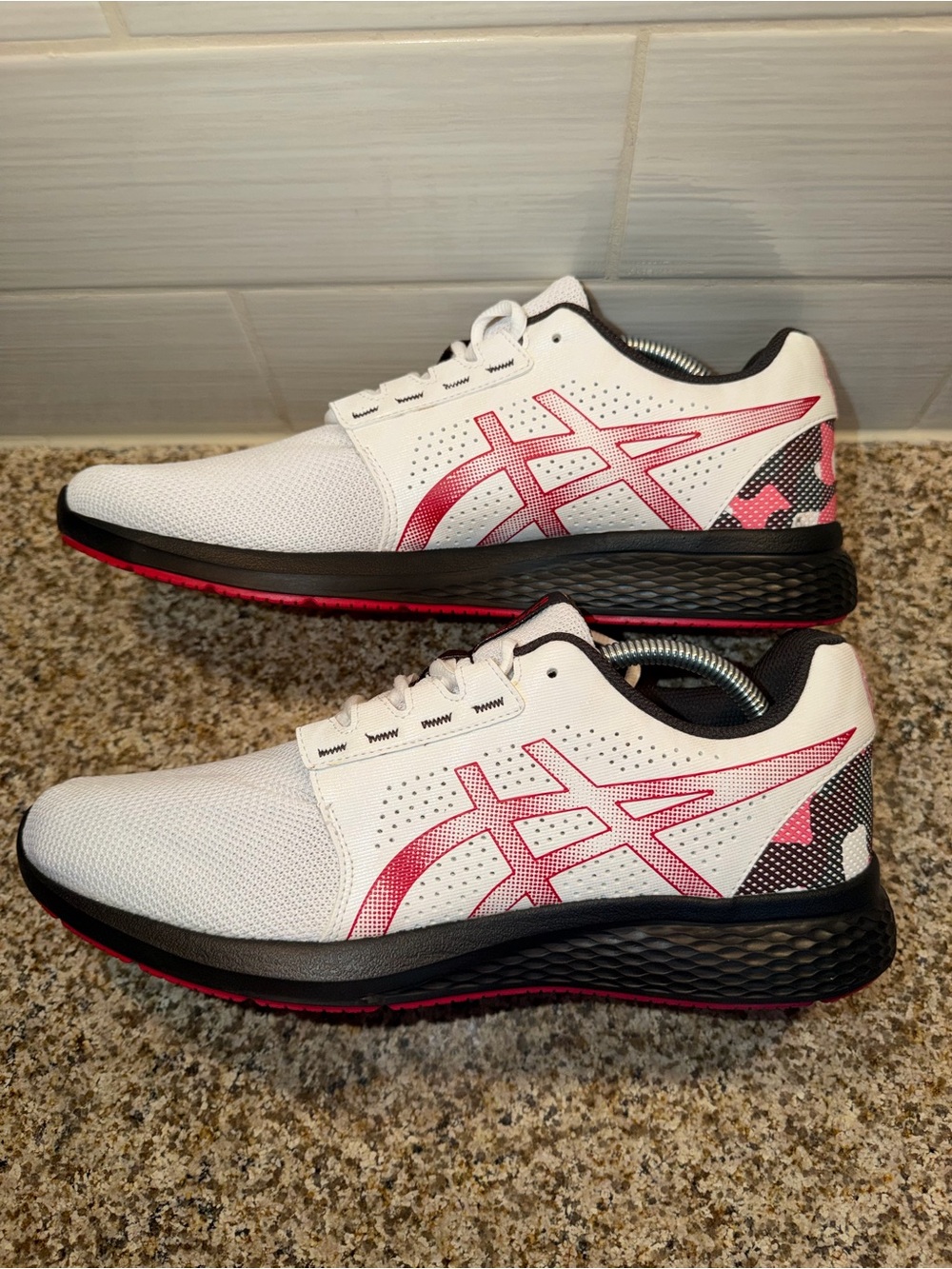 ASICS White and Pink Men's Athletic Running Shoes
